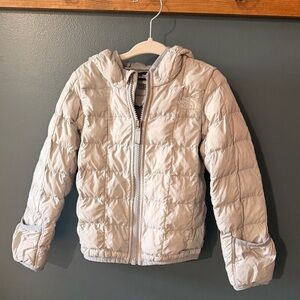 The North Face Kids' Light Gray Puffer Jacket